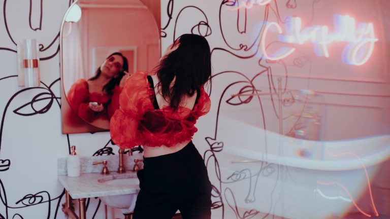 How Billie Eilish Mixes Comfort and Cool in Her Unique Style